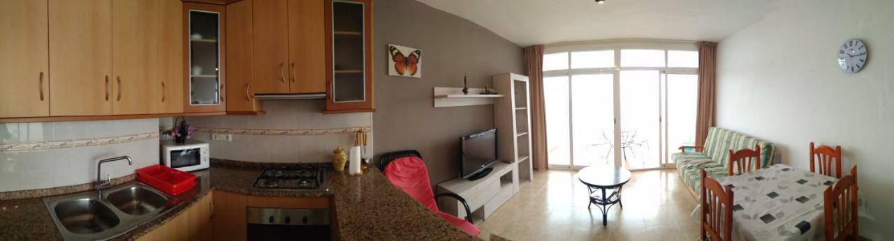 Apartamento En Primera Linea De Mar Sant Carlos de la Ràpita Екстериор снимка