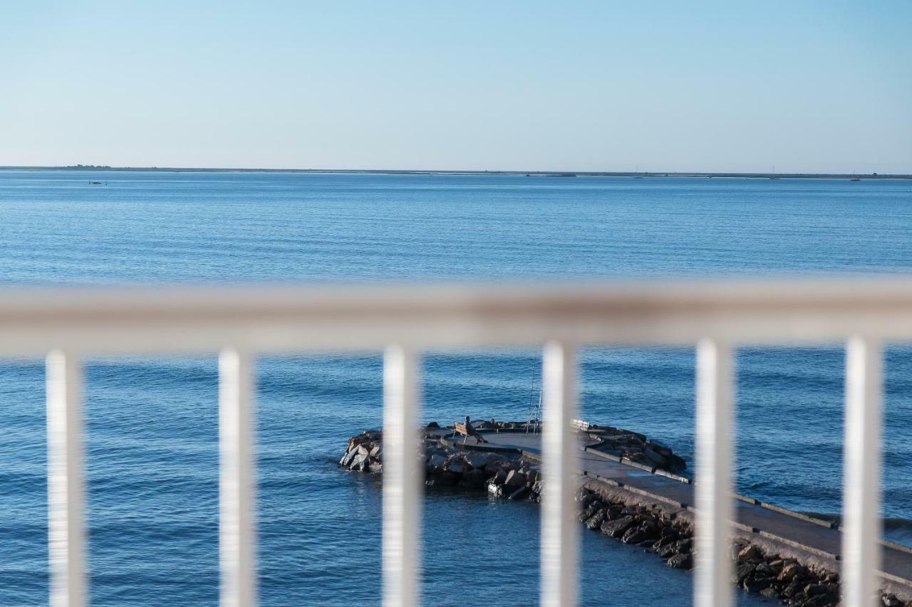 Apartamento En Primera Linea De Mar Sant Carlos de la Ràpita Екстериор снимка